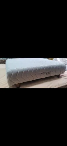 Cama para Pet Orthocrin Acolchoada Grande 16cmx80cmx60cm