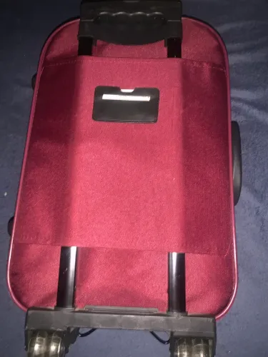 Vende-se Mala de Viagem