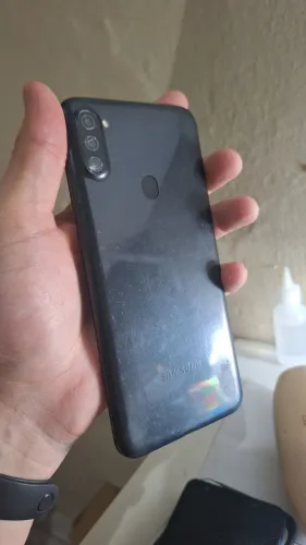 Vendo Samsung A11 *com defeito*
