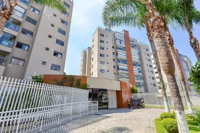 Imóvel para venda possui 124 m² com 3 quartos em Hugo Lange - Curitiba - PR