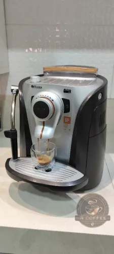 Máquina de café expresso Saeco