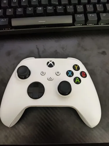 Controle Xbox Series S/X Branco - Usado