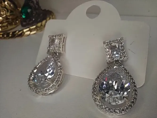 Birnco folhado a prata Zircônia gota
