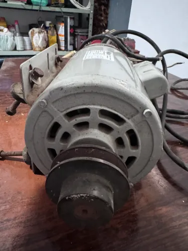 Motor