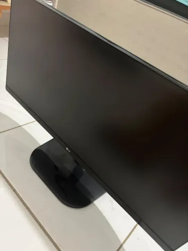Monitor Ultrawide LG, 19 polegadas