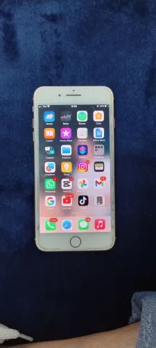 iPhone 8 Plus 64G