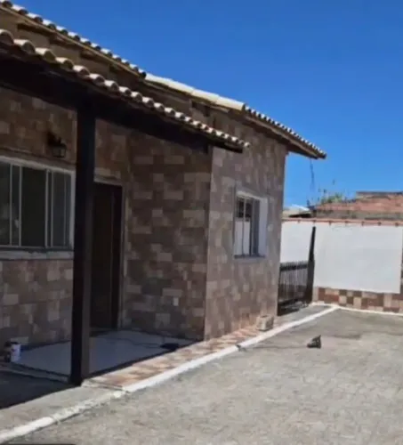 Casas menos de 100 metros da praça do Barroco 