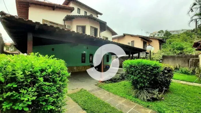 Casa com 5 dormitórios à venda, 403 m² por R$ 1.900.000,00 - Camboinhas - Niterói/RJ