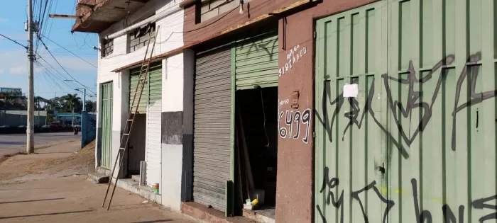 Alugo loja na. Av Teresa Cristina
