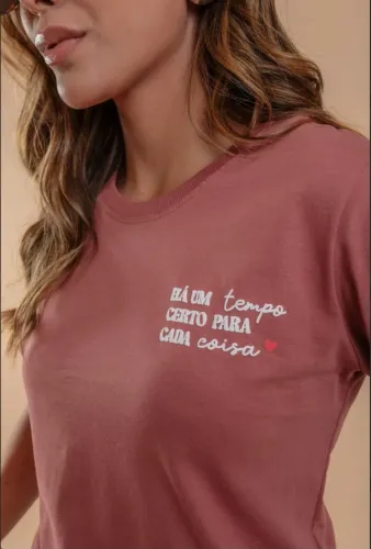 T-shirts Femininas