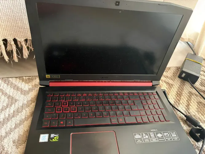 Notebook Acer Nitro AN515-51 ac troca iphone. 