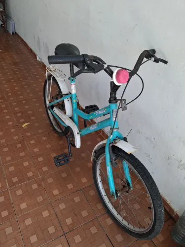 Bicicleta mirim infantil bem conservado