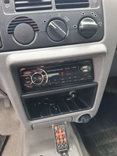 Ford Verona GL 1.8i / LX 1.8i 4P 1996