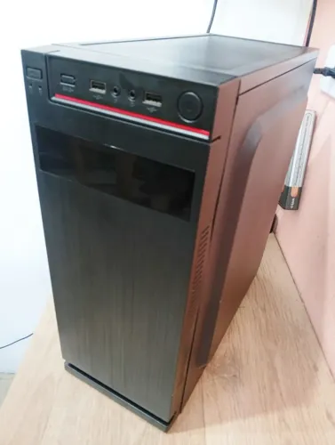 Computador Pentium Dual Core E5500. Apenas CPU.