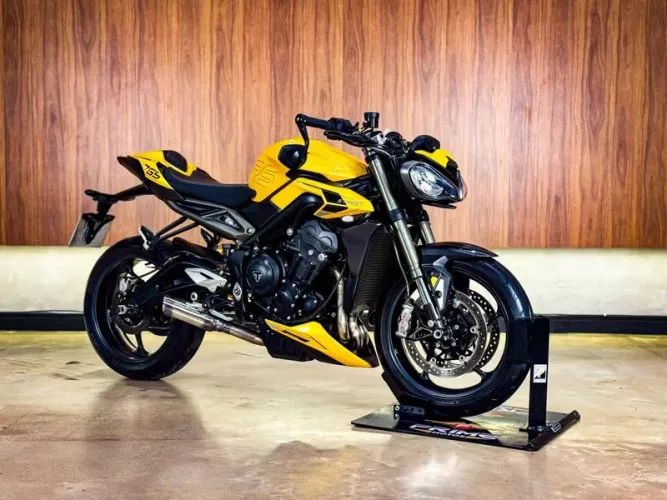 Triumph Street Triple RS 2024