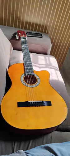 Violão Gianni elétrico, Start, usado