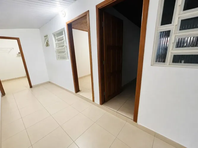 Casa com 1 Quarto para alugar, 50 m² por R$ 1.150/mês - Ouro Branco - Londrina/PR