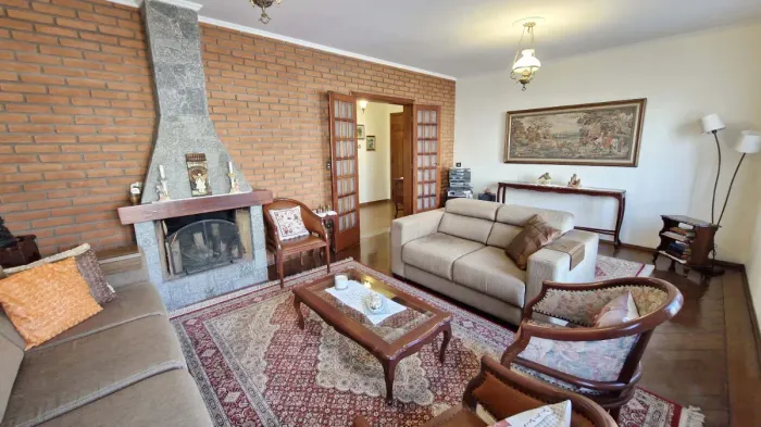 Sobrado para venda em Água Fria com 4 quartos, sendo 2 suítes, 210m²