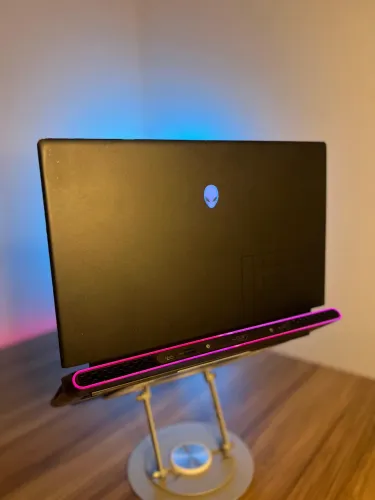Notebook GAMER Alienware M15 - Core i7 11800H + RTX 3060 + 1.512GB SSD MVME
