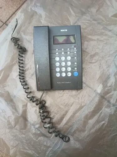Telefone para usar as pecas