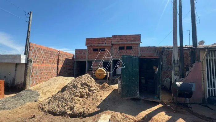 Casa à venda, 3 quartos, 1 suíte, 2 vagas, Jardim Santa Antonieta - Marília/SP