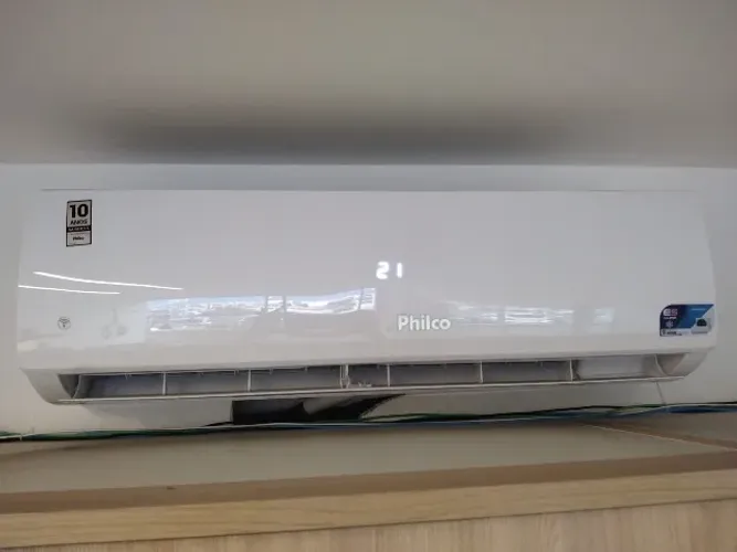 Ar Condicionado 18.000 btus Super Novo - PARCELO NO CARTÃO 