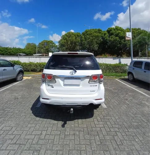Toyota Hilux SW4 SRV D4-d 4X4 3.0 TDI Dies. AUT 2012