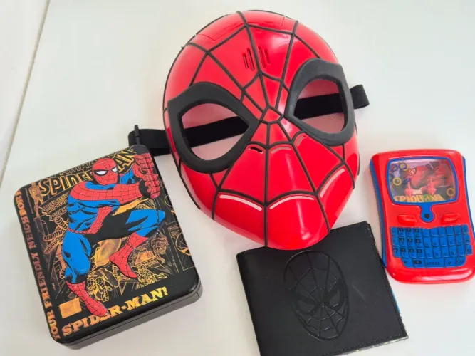 Kit brinquedos homem aranha