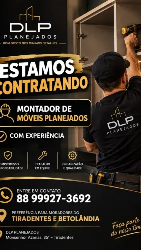 Marceneiro e montador de móveis profissional 