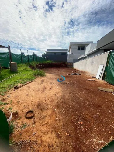 Ótimo Terreno, Ilha, Condominio Fechado Taua Arangua, Londrina PrR.