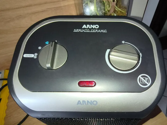 Aquecedor Arno Sprinto Ceramic - Portátil e Potente (Com Caixa)