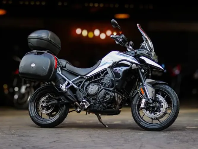 TRIUMPH TIGER 900 GT 888 cc 