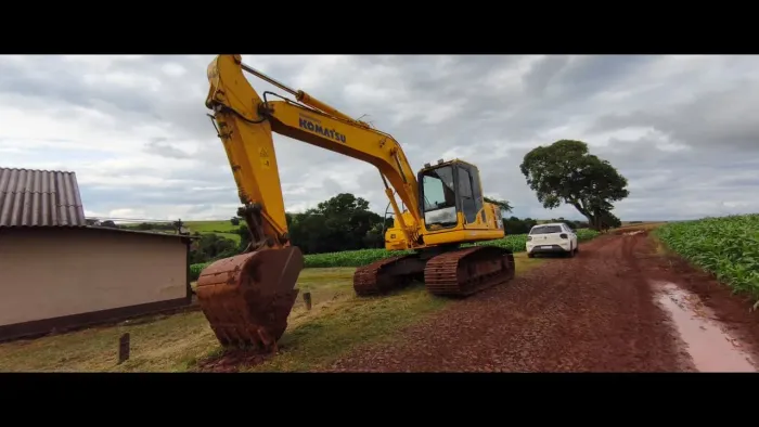 ESCAVADEIRA KOMATSU PC160LC 2019 À VENDA  