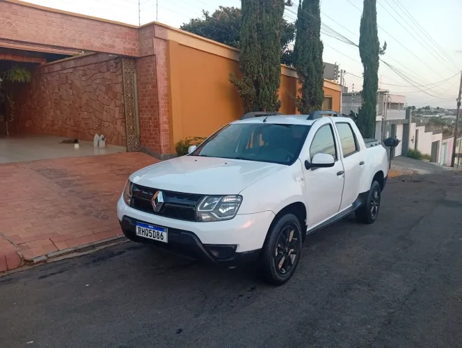 Renault Duster Oroch Exp. 1.6 Hi-flex 16V Mec. 2022