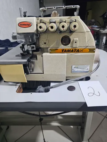 Maquina de costura industrial overlock 
