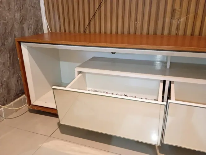 rack espelhado com duas gavetas a retirar Embu das artes