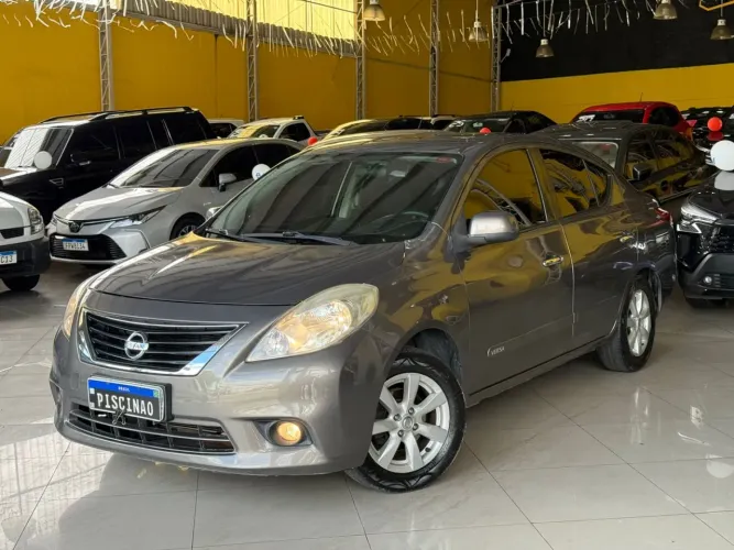 Nissan Versa SL 1.6 16V Flexstart 4P Mec. 2013