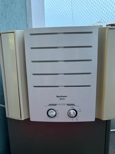 Ar condicionado 7500 BTUS