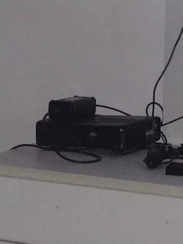 Xbox 360 (luz vermelha, retirada de peças + fonte)