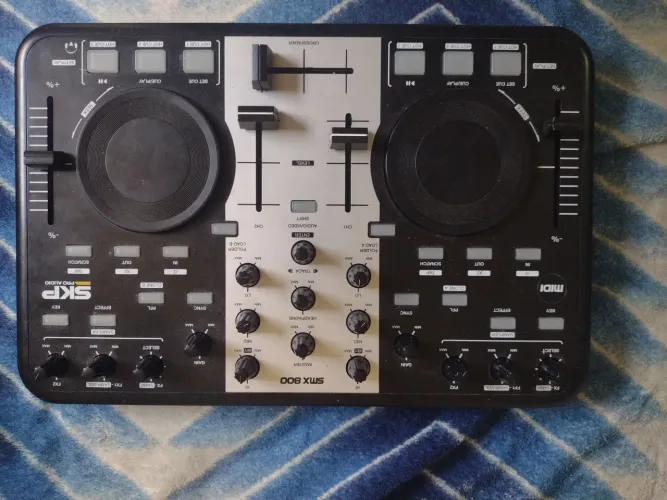 Mixer SKP SMX 800 DJ