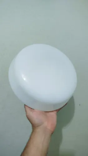 Plafon de sobrepor, em opalina do tipo drops, para duas lâmpadas, 26 x 10cm