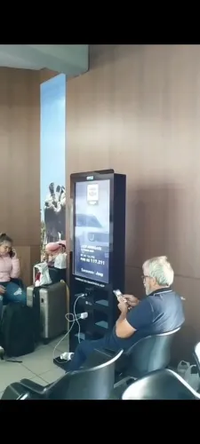 TOTEM com painel de publicidade, ganhe dinheiro com publicidade