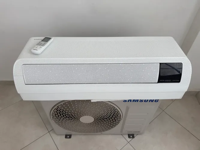 Ar-condicionado Samsung Wind Free inverter 12.000BTUS
