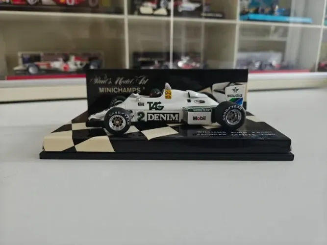 Miniatura Williams FW08C - Jacques Lafitte - 1983 - Escala 1:43