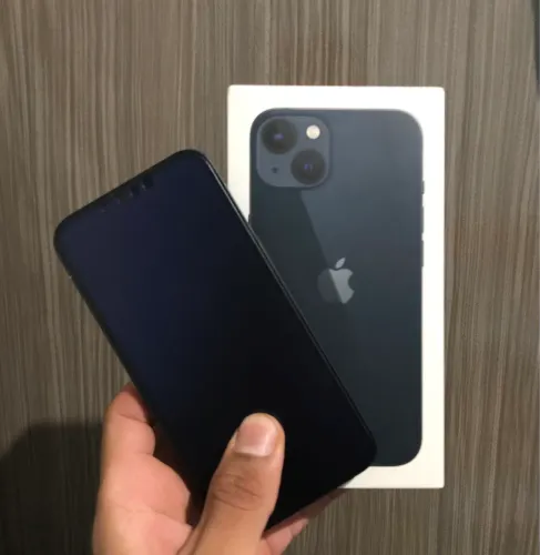 iPhone 13 