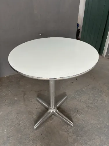 LOTE 10 Mesas Bistrô Redonda Pé Alumínio 70cm - Bar / Lanchonete