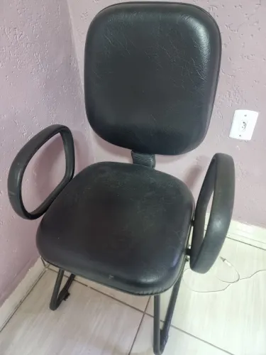 Cadeira 2 peças 90,00 cada
