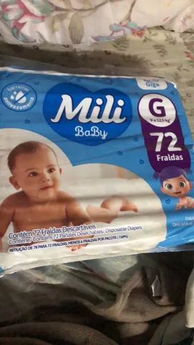 Fralda de bb TAM G 72 unidades 