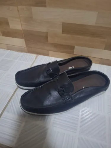 Vendo sapato masculino novo todo em couro tamanho 40