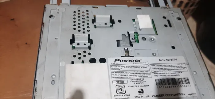 Fundo Pioneer avh-x5780tv = serve no avh 598tv e 5980tv